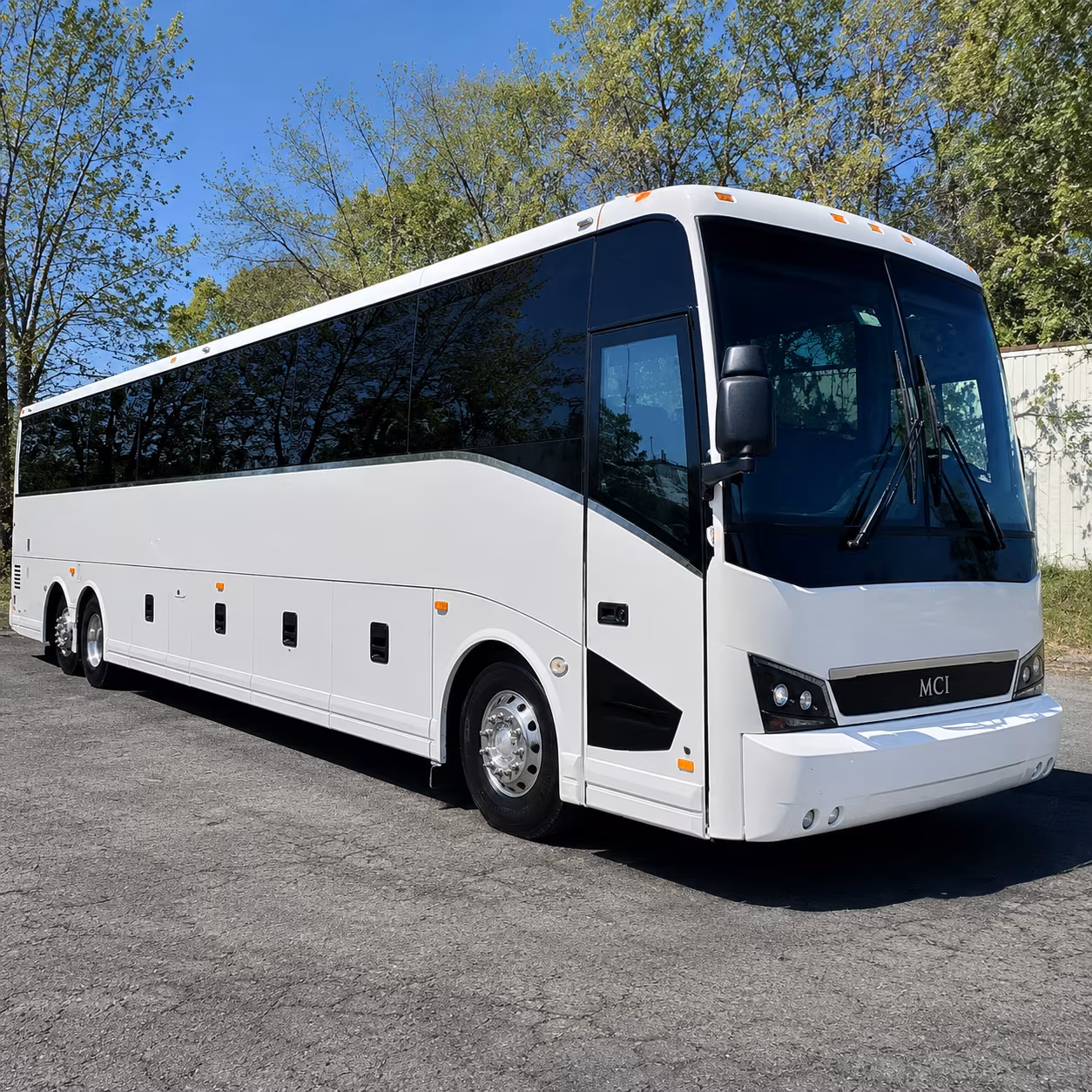 choosing the right bus size for your palm coast concert group